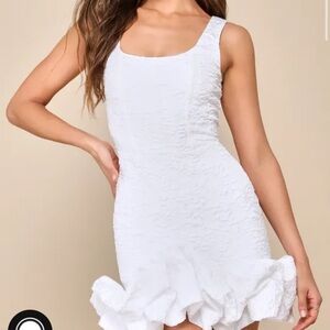 Lulu’s Extravagant Poise White Textured Bubble Hem Mini Dress NWT